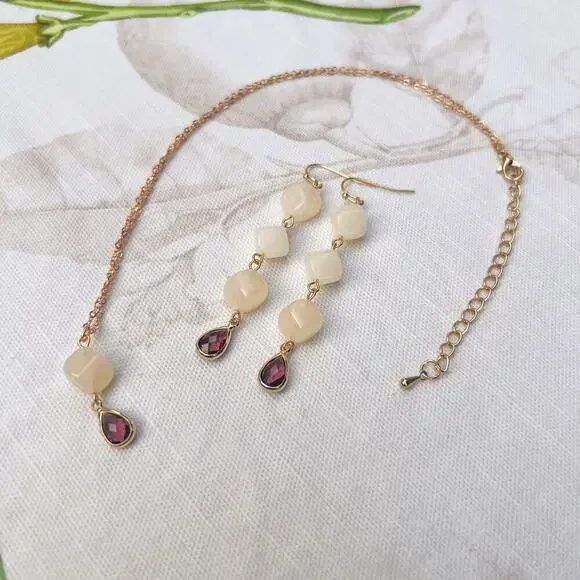 Garnet Wine Red Crystal Glass Cream Moonstone Agate Style Casual Fun Jewelry Set - Picture 7 of 7